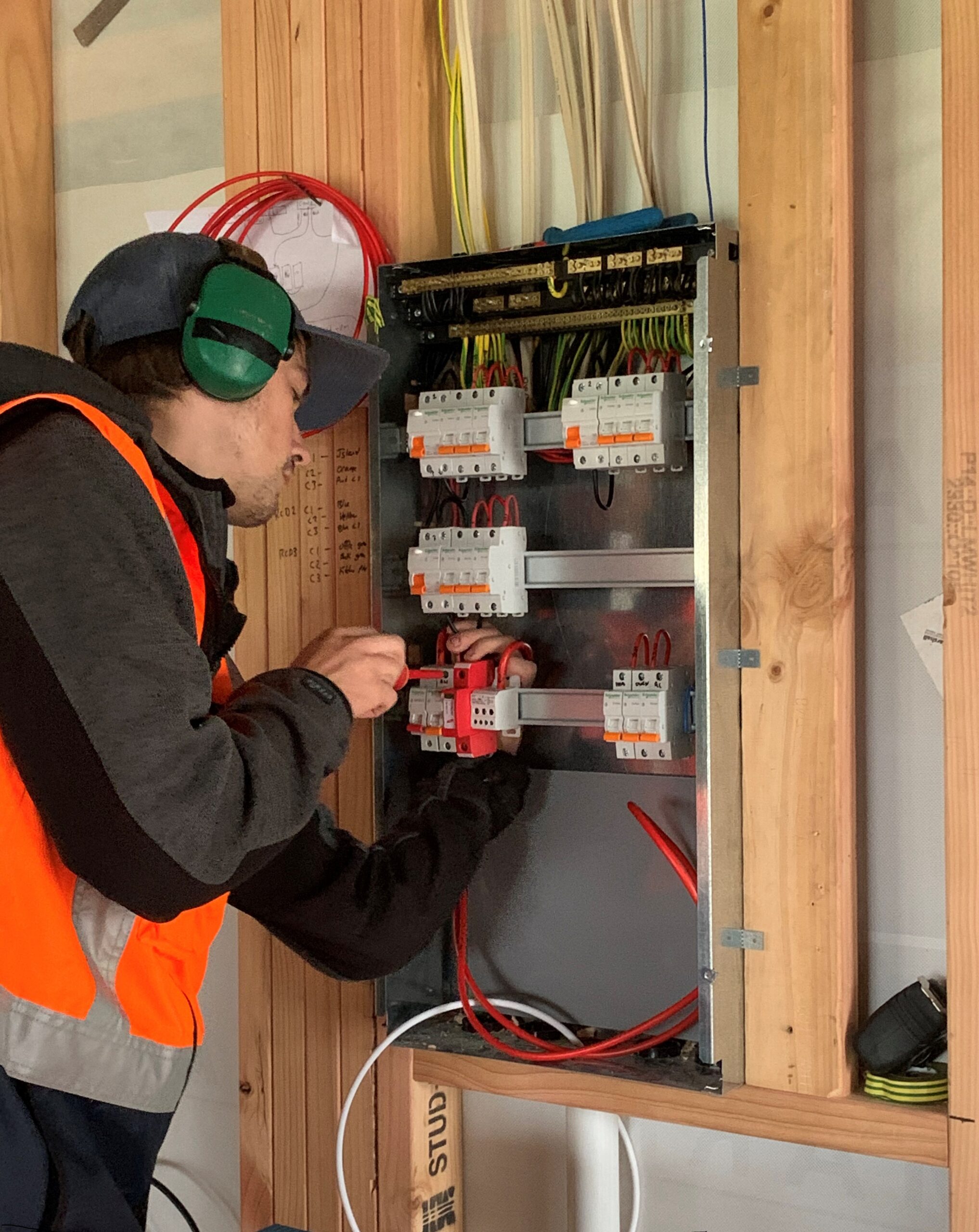 want to be part of a master electrician team
